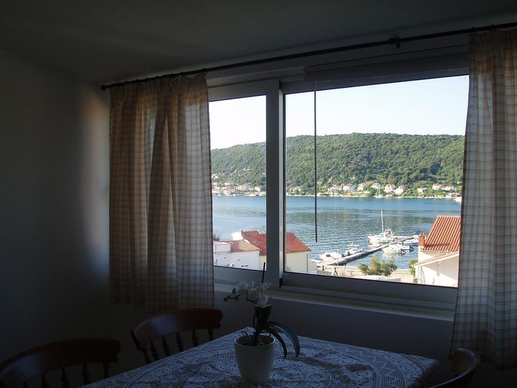 Guesthouse Tariba Supetarska Draga Room photo